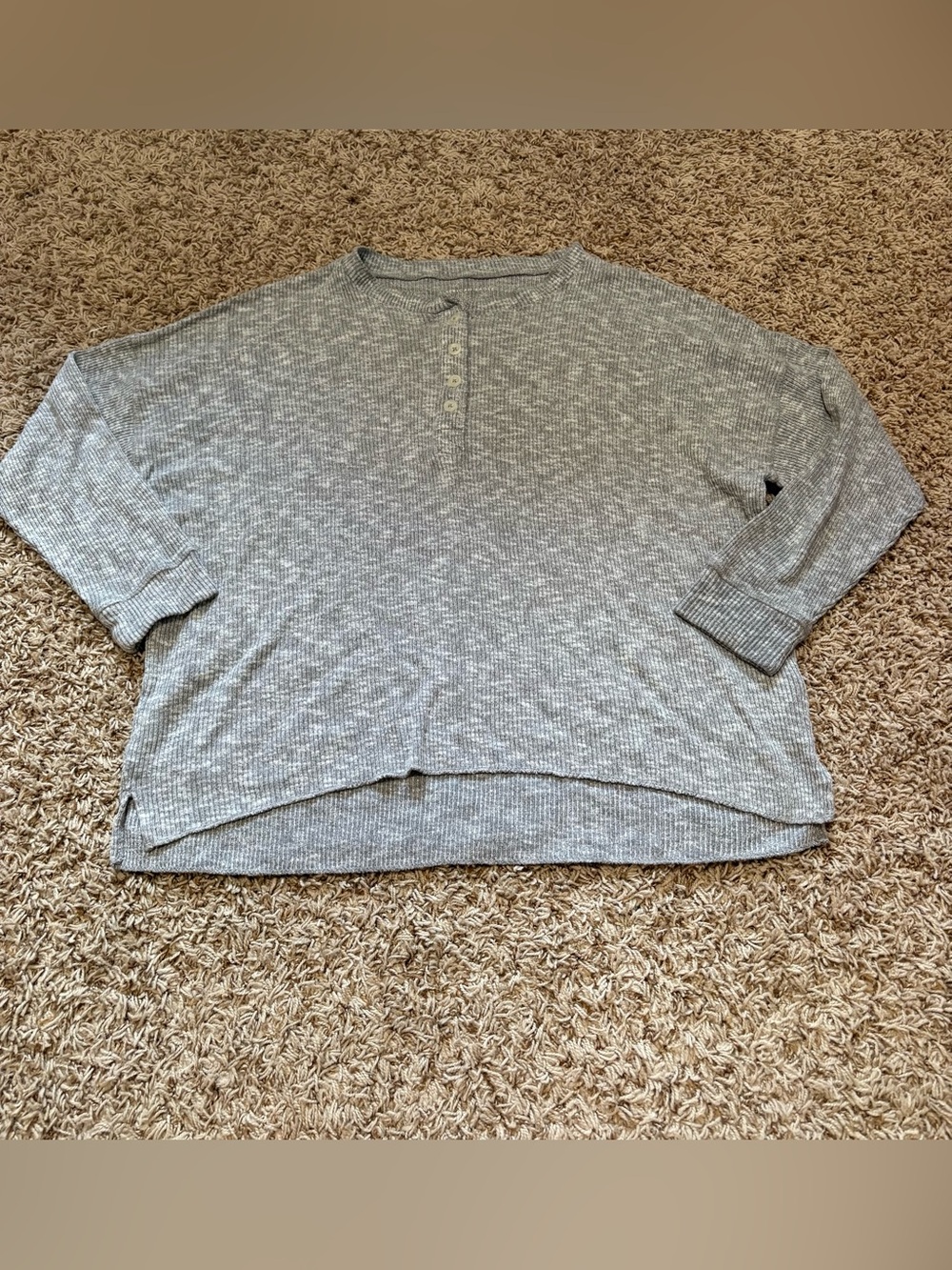 American Eagle Gray Ribbed Henley Top women’s size XL